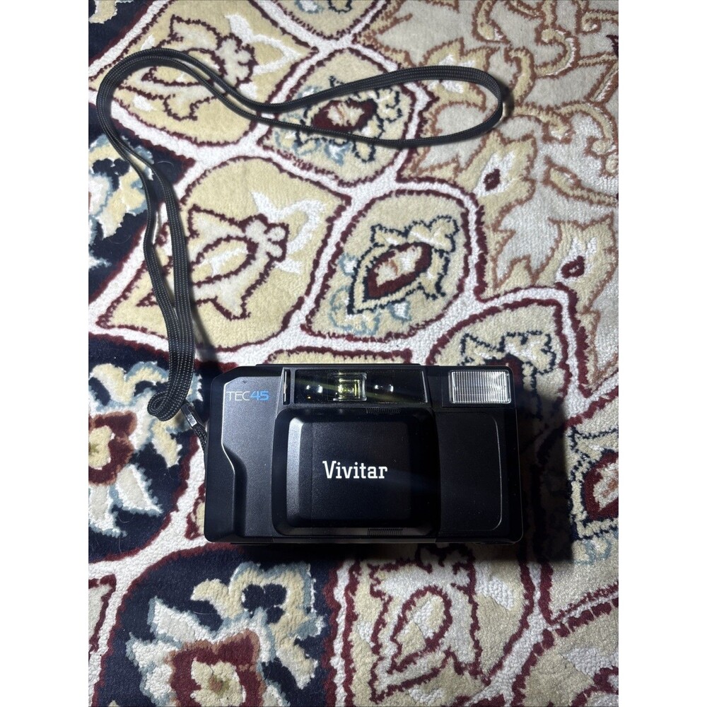 Vivitar TEC45 35mm Point and Shoot Battery Camera W/ Case